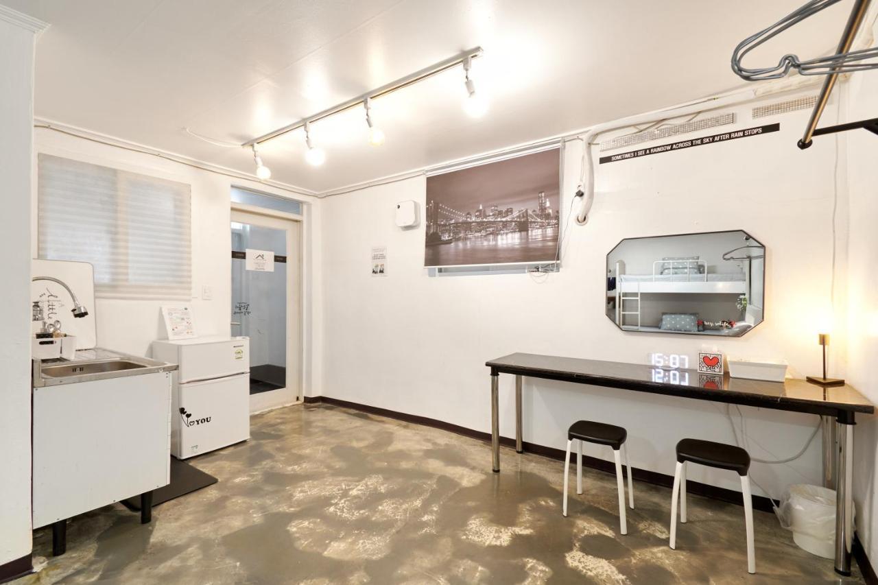 Jun Guesthouse Szöul Kültér fotó